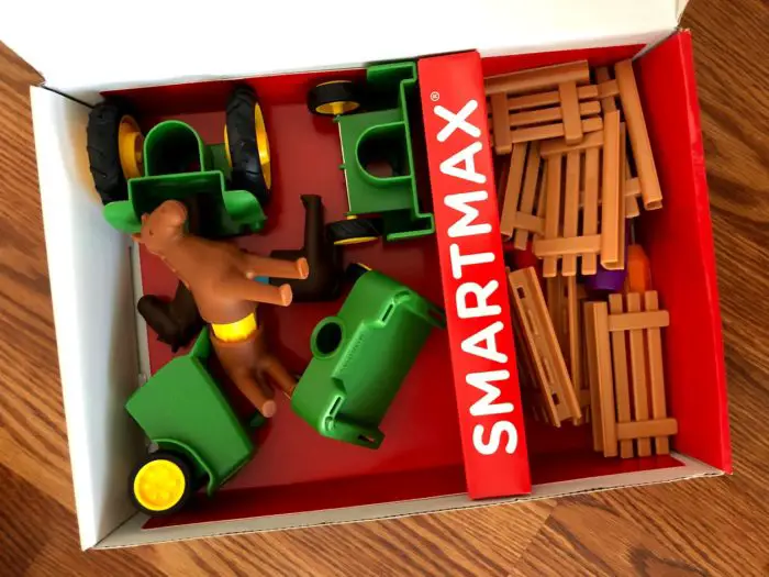 SmartMax Magnetic Building Sets are the Perfect Toys for Toddlers