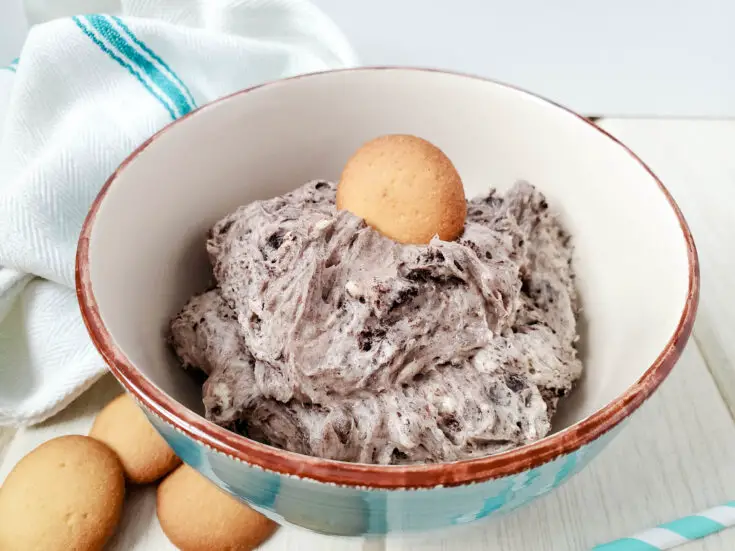 Oreo cookie dip is a super easy and delicious dessert dip recipe.